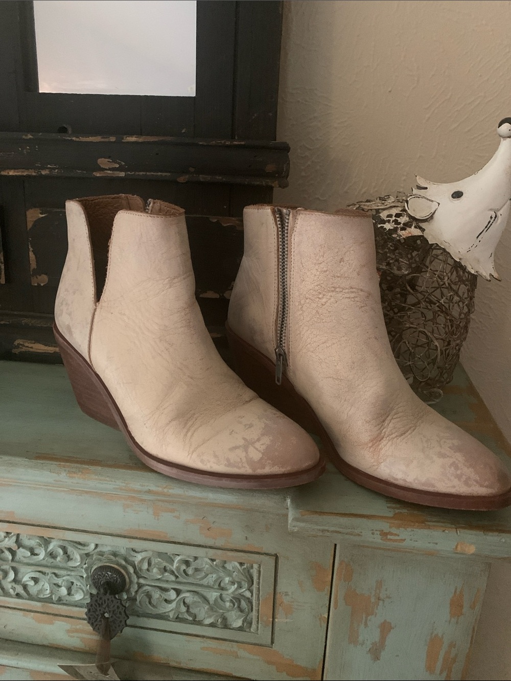 Frye Cream Leather Ankle Booties with Side Zip